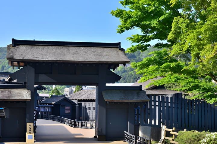 From Tokyo Hakone Private Tour Lake Ashi and Owakudani — photo 7