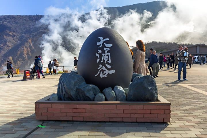 From Tokyo Hakone Private Tour Lake Ashi and Owakudani — photo 11