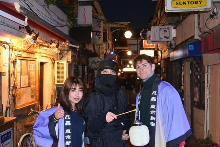 Tokyo Shinjuku GoldenGai Backstreet Walking Tour with Ninja Guide — photo 1