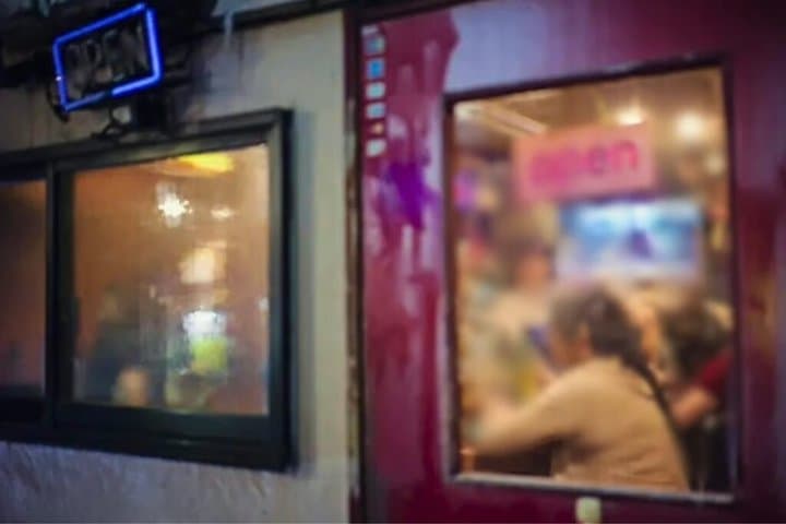 Tokyo Shinjuku GoldenGai Backstreet Walking Tour with Ninja Guide — photo 10