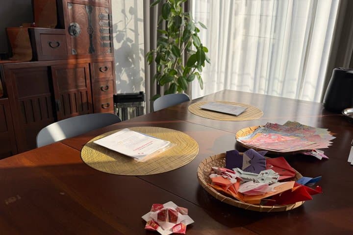 Origami Peace Experience in Hiroshima: Fold and Dedicate a Crane — photo 2