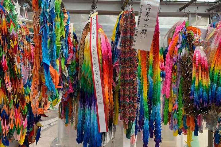 Origami Peace Experience in Hiroshima: Fold and Dedicate a Crane — photo 12