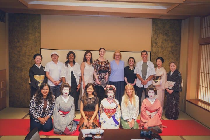 Asakusa Geisha Performance and Tea House Experience — photo 9
