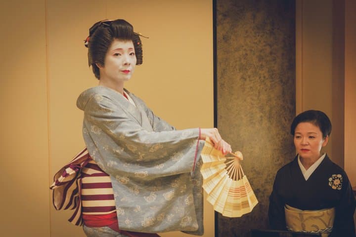 Asakusa Geisha Performance and Tea House Experience — photo 2