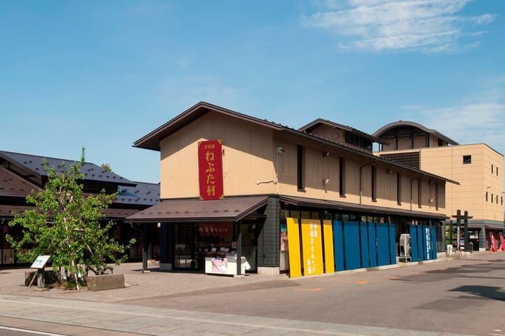 Aomori Hirosaki Highlights Half Day Private Tour with Lunch — photo 4