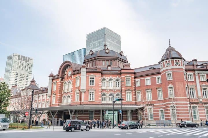 Tokyo: Imperial Palace 1-Hour Walking Tour — photo 2