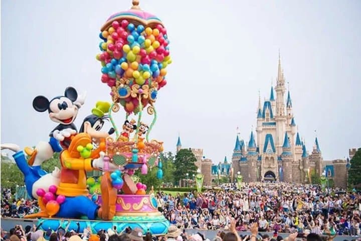 Narita Airport(NRT): Private Transfer To/From Tokyo Disney Resort — photo 1