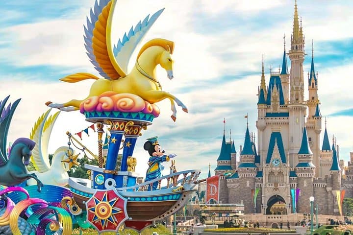 Haneda Airport Private Transfer To or From Tokyo Disney Resort — photo 1