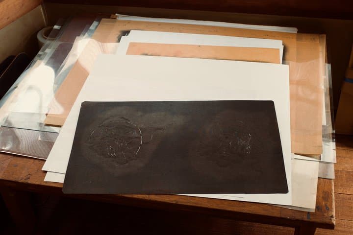 Visit the workshop and the creation engraver of the stencil — photo 7