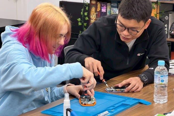 Pixel Lab Tokyo: Gameboy Mod Workshop (Original/Advance/SP) — photo 4