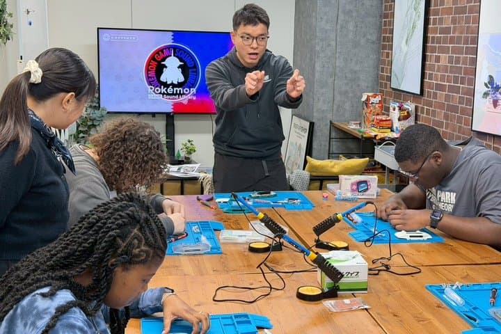 Pixel Lab Tokyo: Gameboy Mod Workshop (Original/Advance/SP) — photo 5
