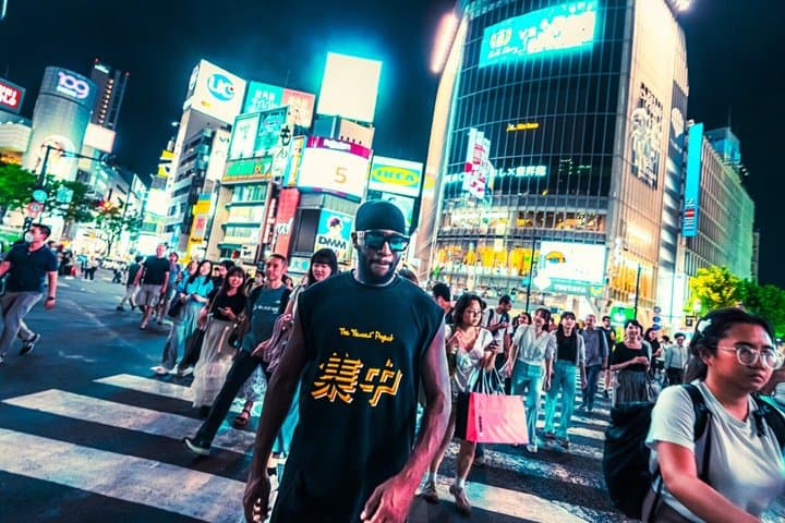 Tokyo Neon Night Photoshoot in Shibuya — photo 18