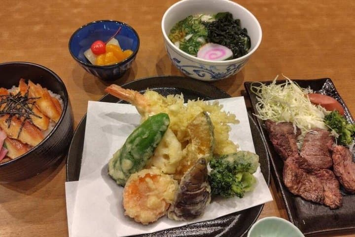 Himeji Castle, Arima Onsen and Mt. Rokko Day Tour from Osaka — photo 14