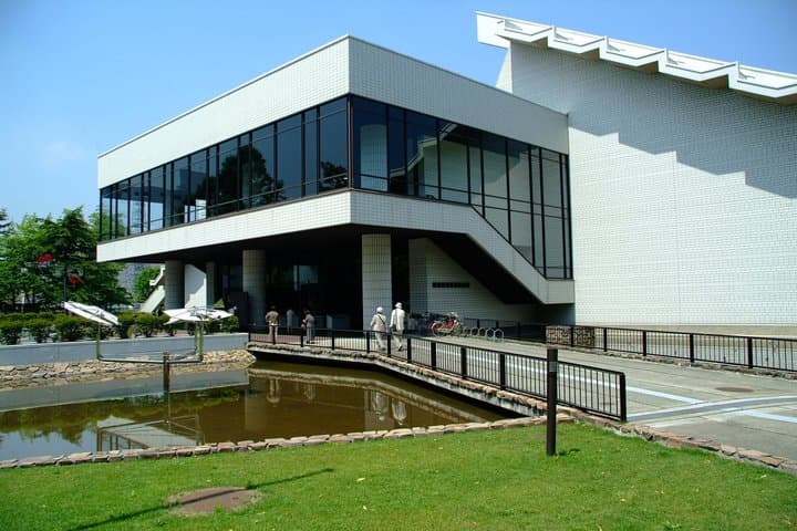 Hokkaido Museum of Modern Art Half-Day Walking Tour — photo 2
