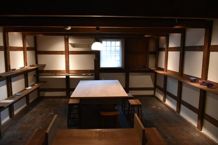Glass Art Workshop with Gallery Tour in Kanazawa — photo 5
