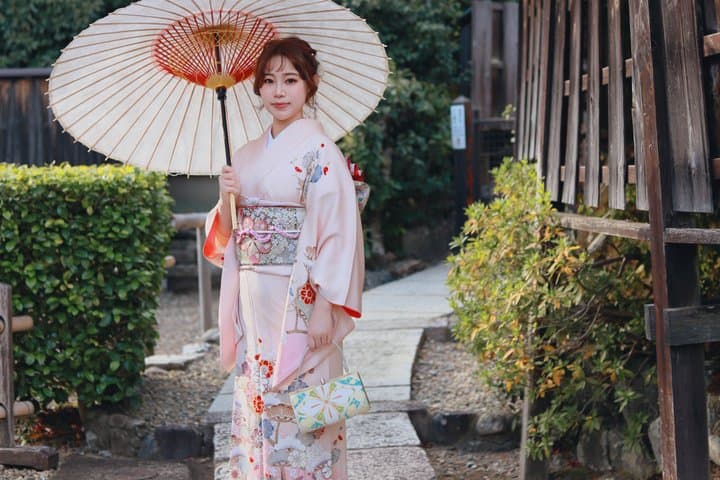 Kimono Furisode and Yukata Rental Experience in Asakusa Tokyo — photo 10