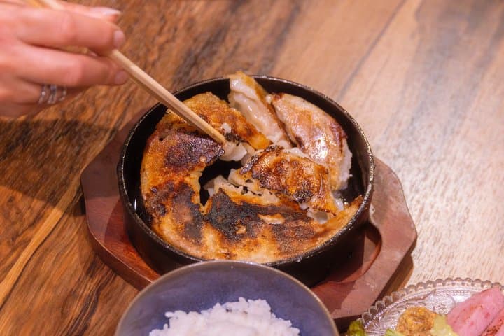 Osaka Insider - Shinsekai, Dotombori, Namba, with Food & Drinks — photo 4