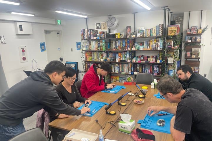 Pixel Lab Tokyo: Gameboy Mod Workshop (Original/Advance/SP) — photo 18