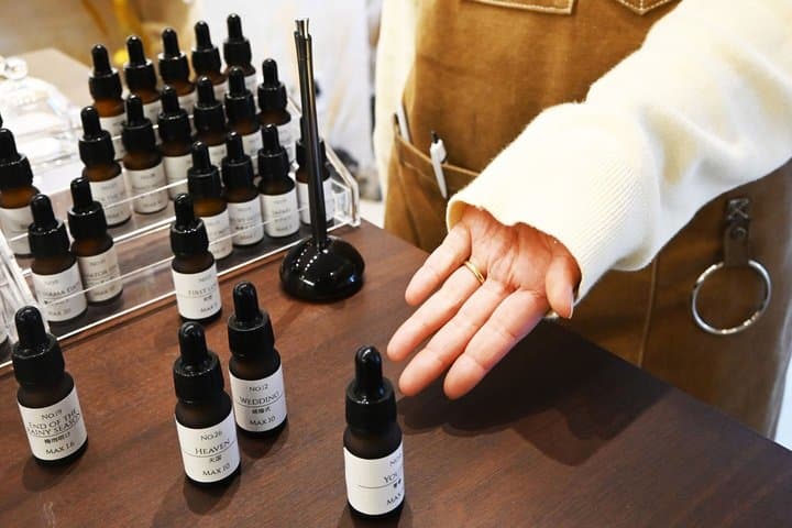 Asakusa Tokyo 90 Min DIY Fragrance Workshop 50ml — photo 5