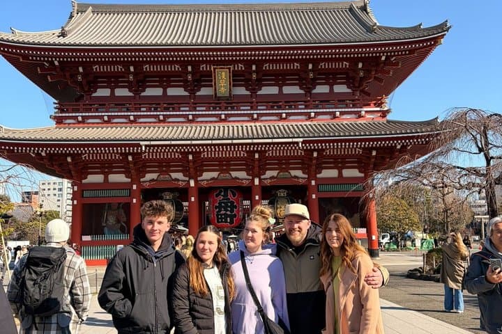 Tokyo Asakusa Walking Tour: Senso-ji, Nakamise & Photo Spots — photo 4