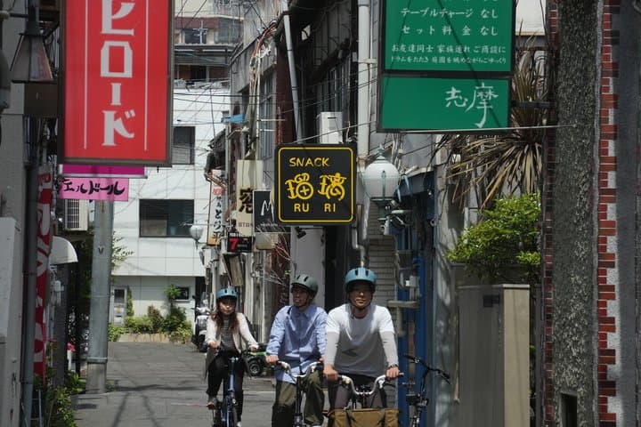 Explore Hidden Japan Cycling the Timeless Port of Onomichi — photo 3