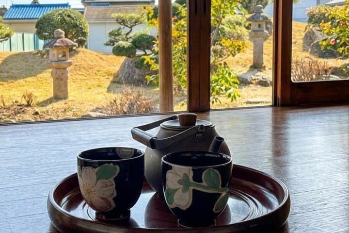 Tokyo to Narita – Private Japanese Home & Sake Experience