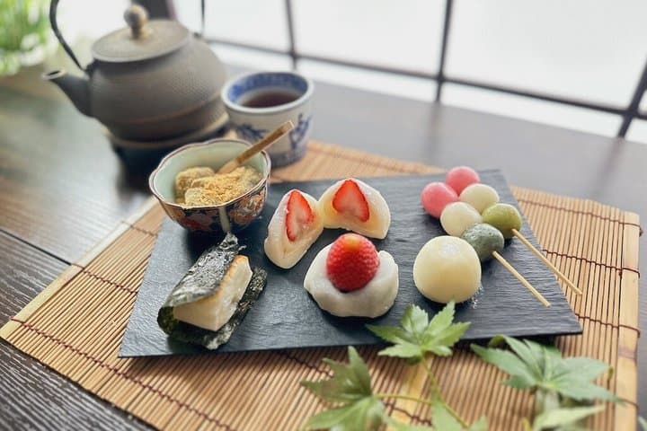 Mochi Making at a Private Studio in Tokyo — photo 2