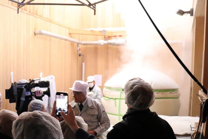Brewery Tour with Tasting and Souvenir — photo 14