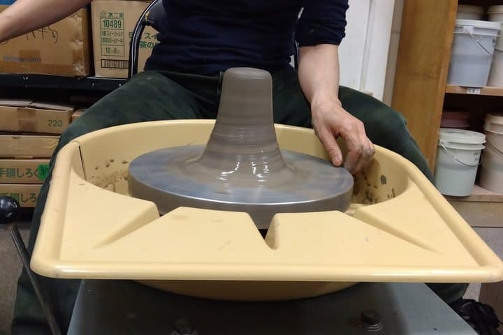 Premium Electric Pottery Wheel Experience — photo 10
