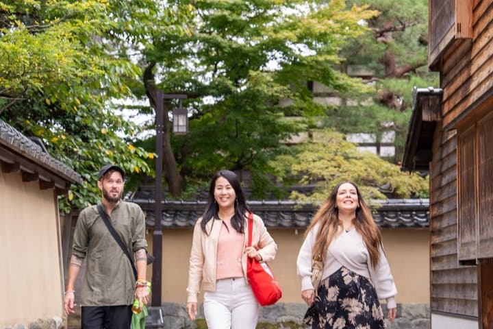 Kanazawa Samurai & Geisha Walk with 2 Craft Visits and Lunch — photo 10