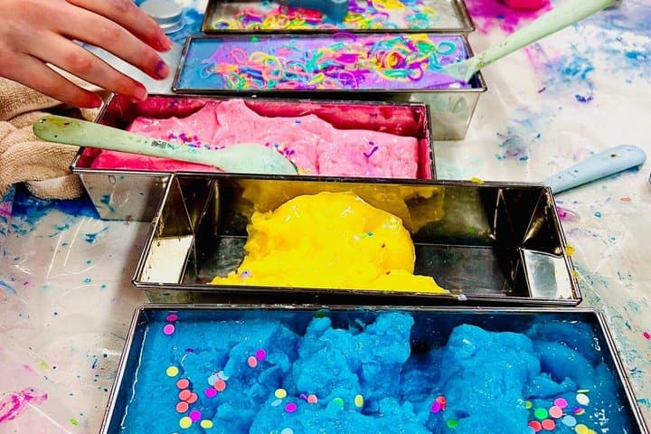 Little Artists in Hiroshima – Premium Kids Art Experience — photo 3