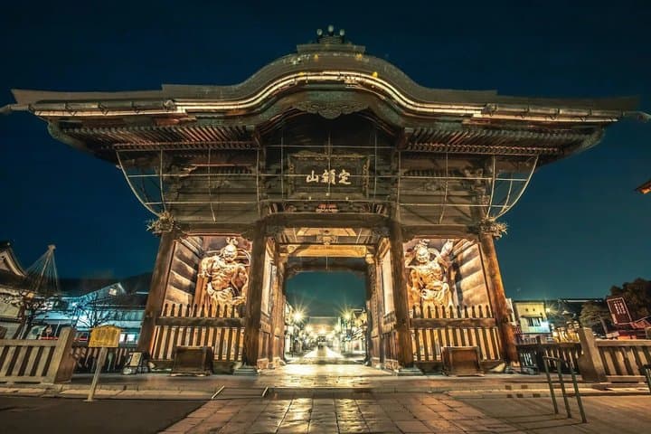 1-Day Private Tour Nagano Snow Monkeys Zenko-ji Temple Sake Test — photo 9