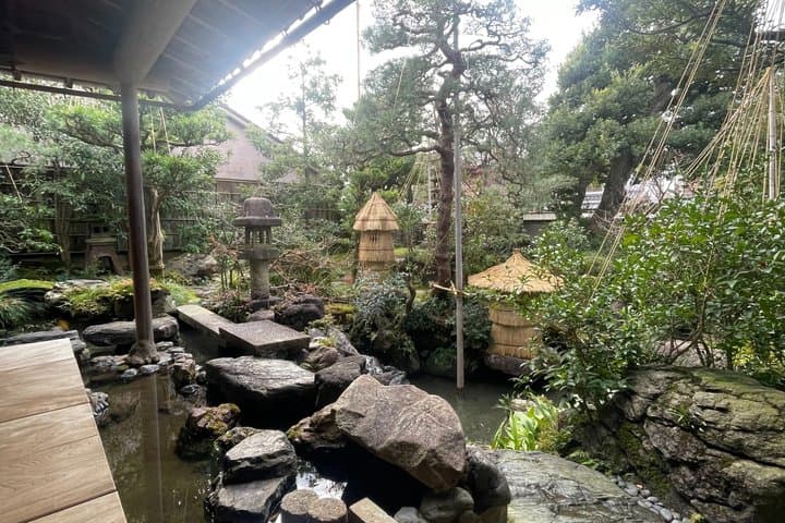 Kanazawa Samurai and Bonsai Private Cultural Tour — photo 4