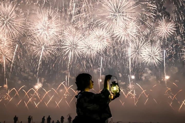 Atami Marine Fireworks Festival & Hakone Shrine Tour from Tokyo