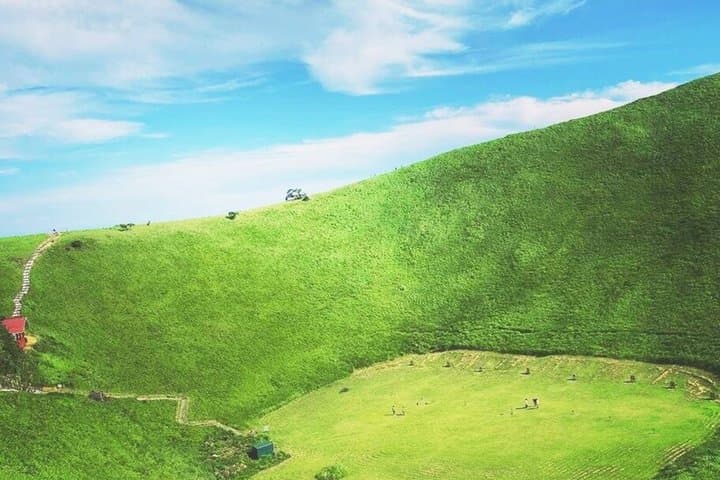 Izu Small Group: Ocean-View Train, Mt. Omuro & Coast — photo 8