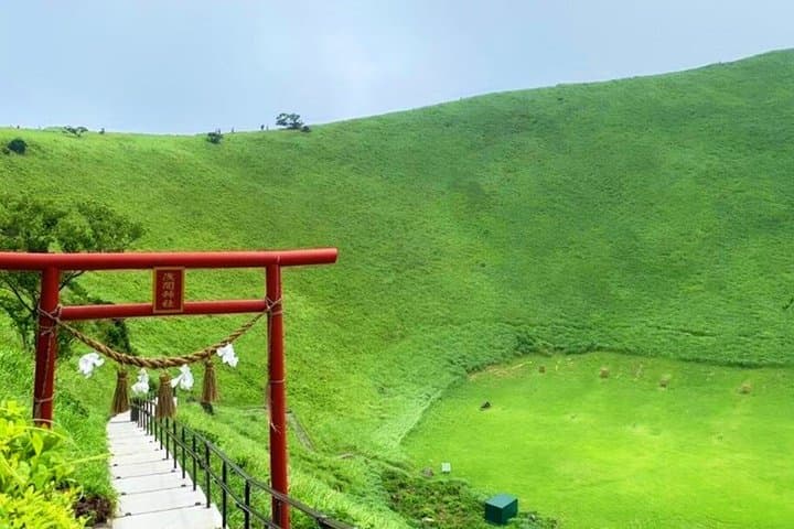 Izu Small Group: Ocean-View Train, Mt. Omuro & Coast — photo 9