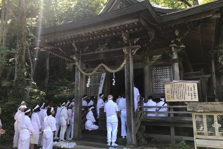 Togakushi Shrine & Snow Monkey Full-day Private Tour — photo 8