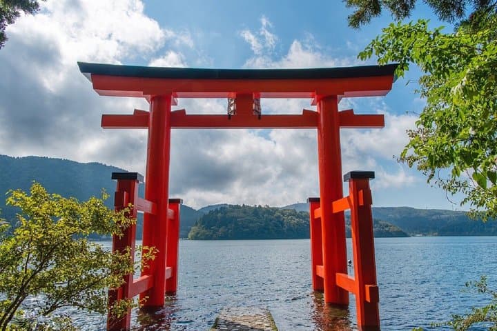 Lake Ashi Owakudani and Shrine Visit Mount Fuji Hakone Tour — photo 5