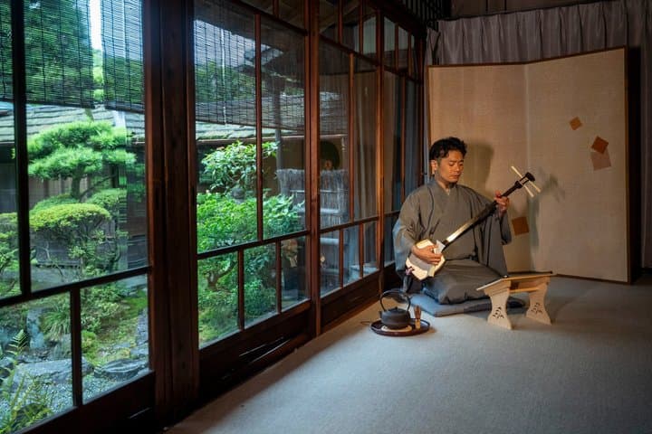 Savor the Sound Shamisen Experience in a Kyoto Temple Garden — photo 2