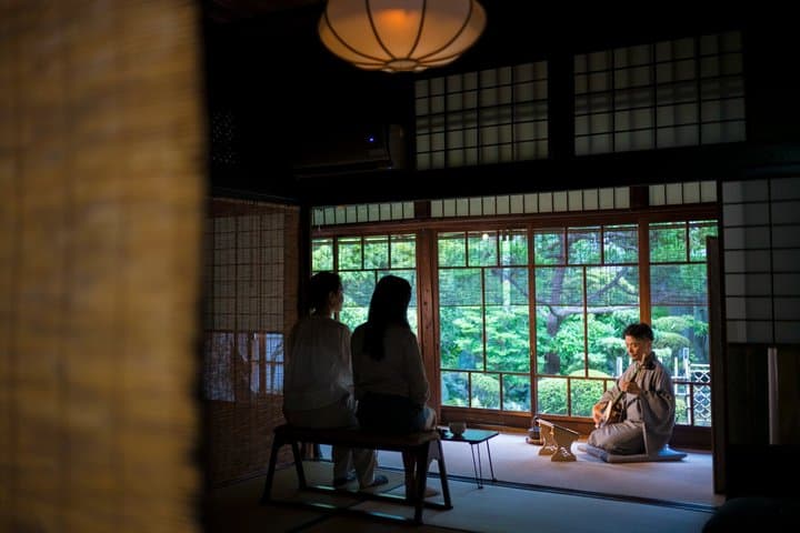 Savor the Sound Shamisen Experience in a Kyoto Temple Garden — photo 4