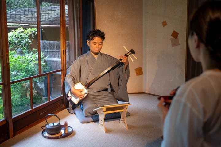 Savor the Sound Shamisen Experience in a Kyoto Temple Garden — photo 10