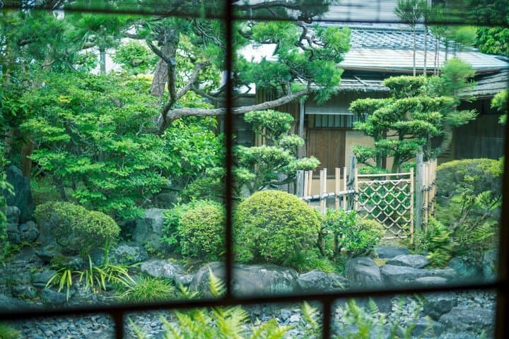 Savor the Sound Shamisen Experience in a Kyoto Temple Garden — photo 12