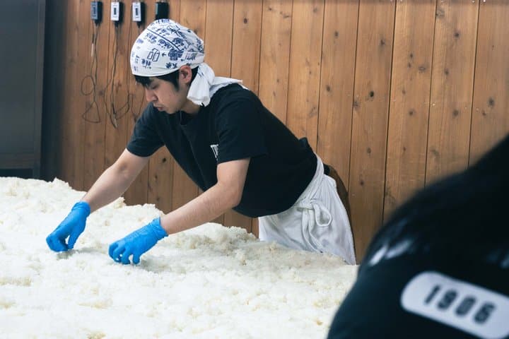 Miyagi Sendai Private Tour: Lacquering Experience & Sake Brewery — photo 11