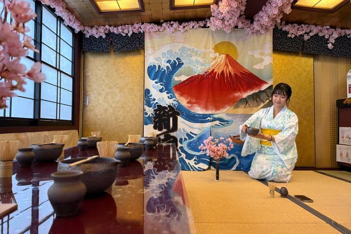 Day Tour&Cruise:TokyoTower, Shinjuku Gyoen, Senso-ji&Tea Ceremony — photo 3