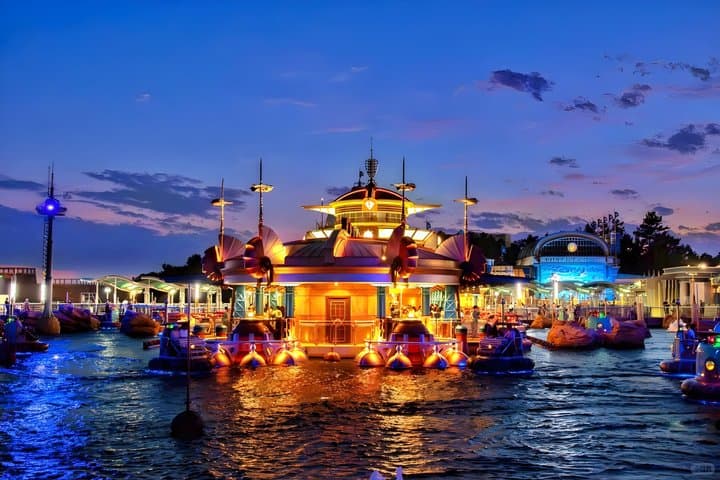 Tokyo DisneySea 1-Day Pass with Private Hotel Pick-Up & Drop-Off — photo 12