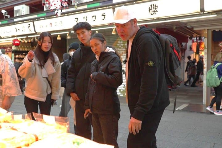 Shinjuku Izakaya Hopping Tour: Eat and Drink Tokyo Like a Local — photo 1