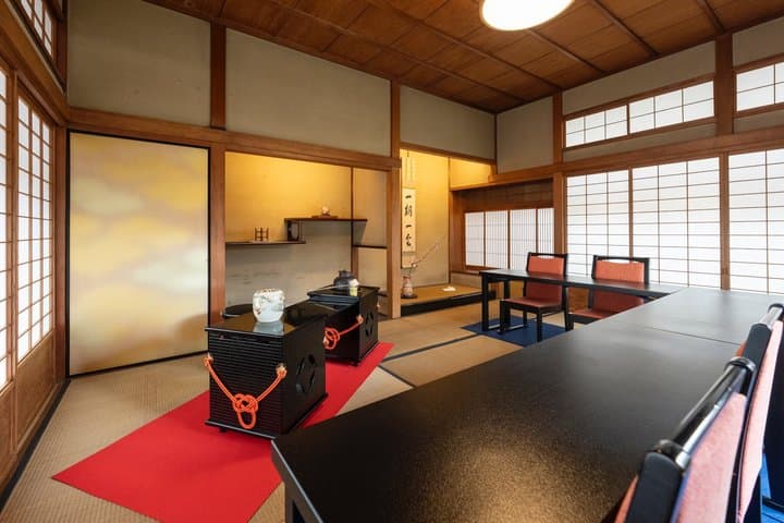 Hands-on Zen Calligraphy & 150-Year-Old Kyoto Machiya Tour — photo 13