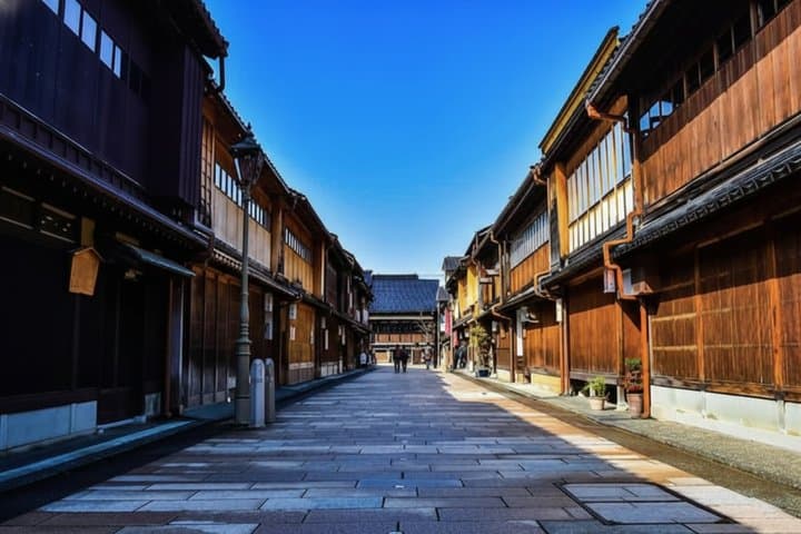 Kanazawa: Main Sights and Hidden Spots Guided Walking Tour — photo 4