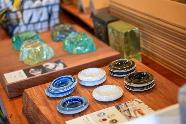 Craft a Wooden Tray: The Beauty of Found Objects — photo 4