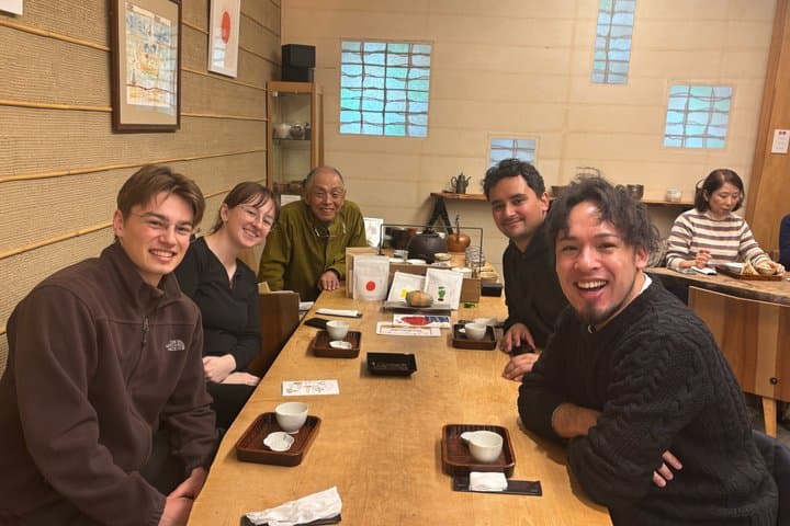 【Spanish/ English】Tsukiji Matcha at a 100-Year old Japanese shop — photo 4